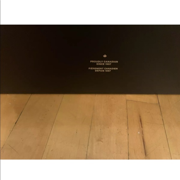 Canada Goose Accessories Canada Goose Box Used Once Incl Coat Bag